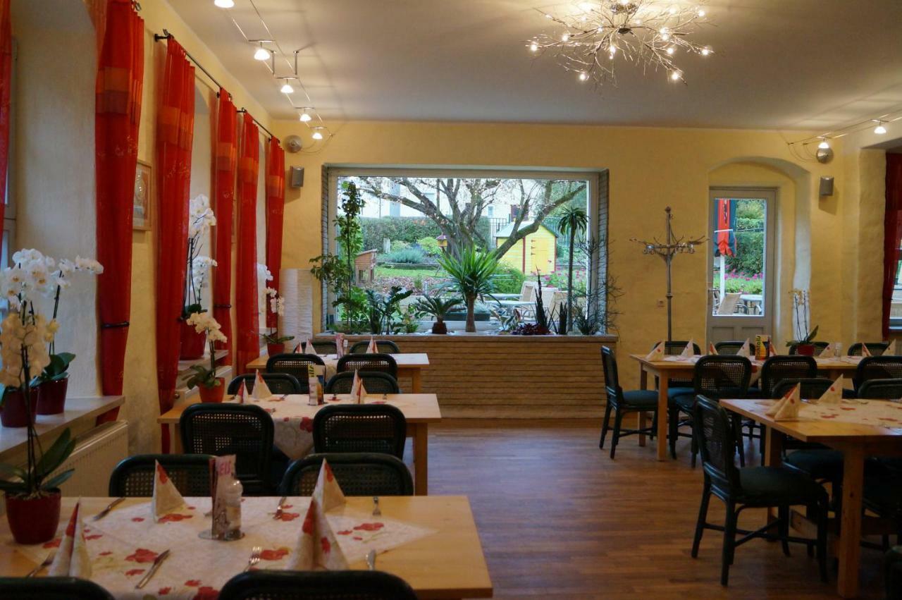 Ferienwohnungen Im Gasthaus Zur Gruenen Wiese 세브니츠 외부 사진