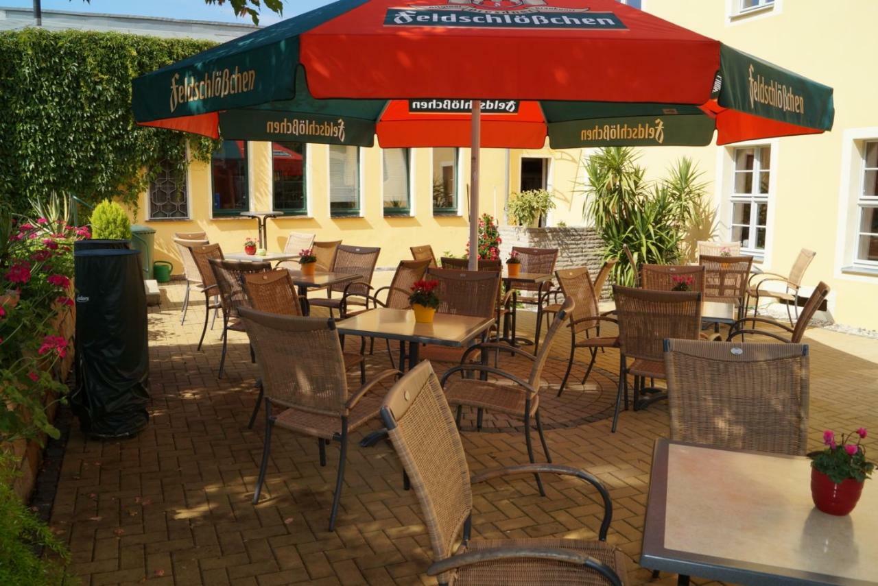 Ferienwohnungen Im Gasthaus Zur Gruenen Wiese 세브니츠 외부 사진